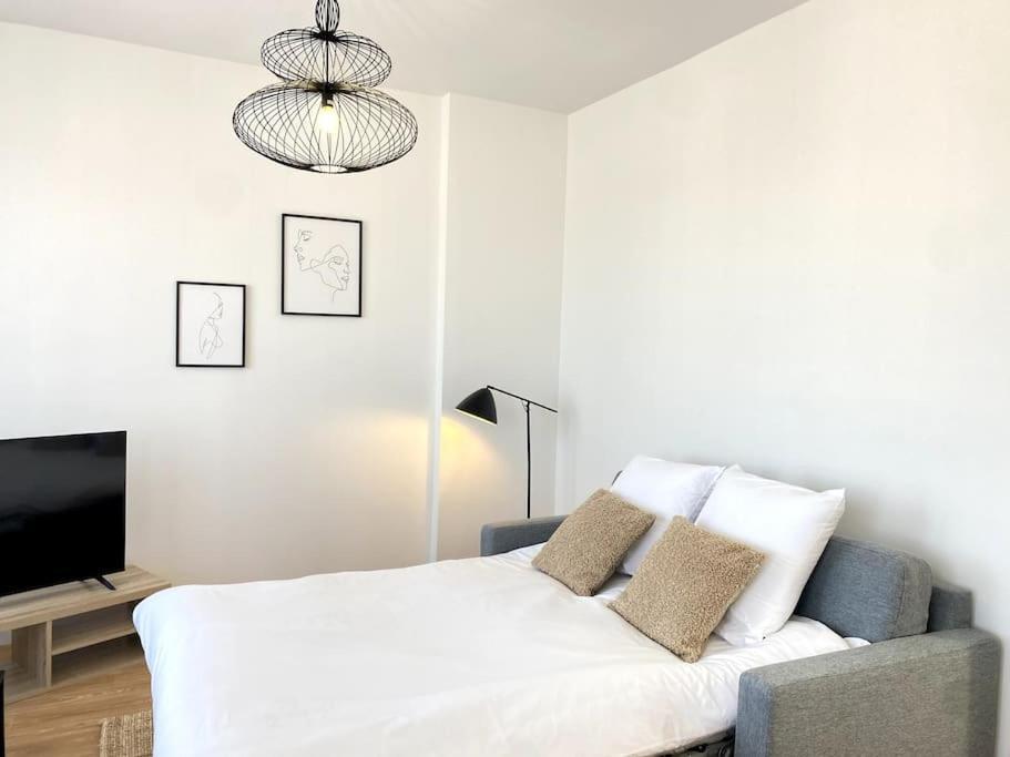 Le Dandy-Proche Centre-Neuf Lägenhet Châteauroux Exteriör bild